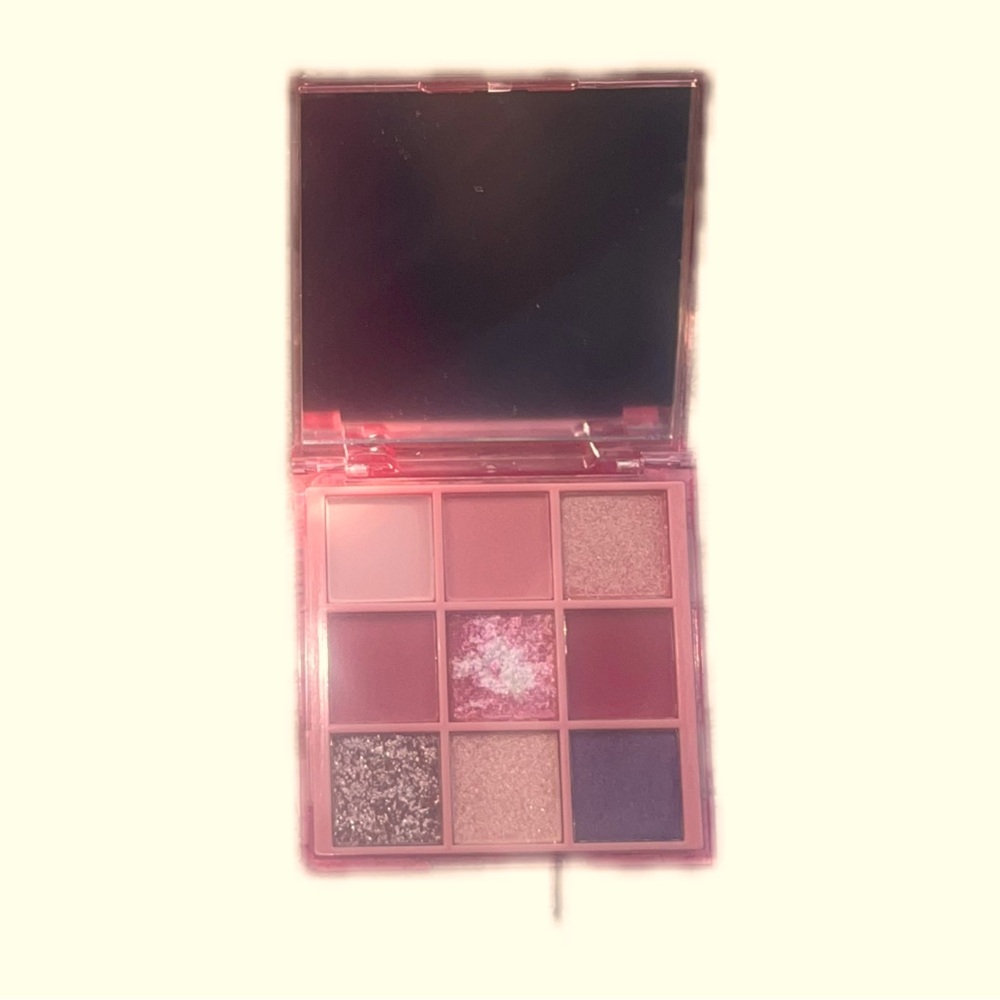 Oasis Collection – Rose Dune Eyeshadow Palette
